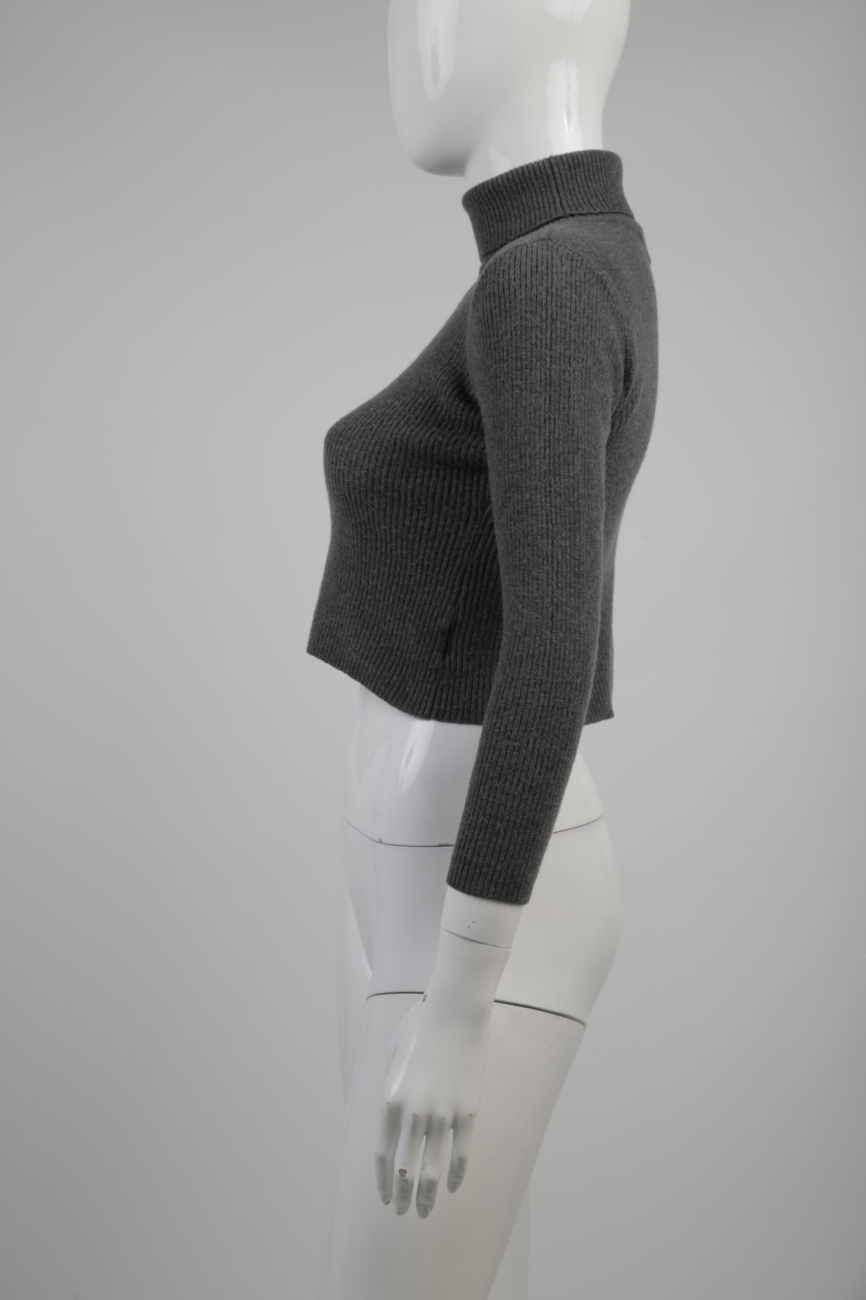 Liz Claiborne Collection Petite Cropped Gray Turtleneck 100% Woolmark wool (side)